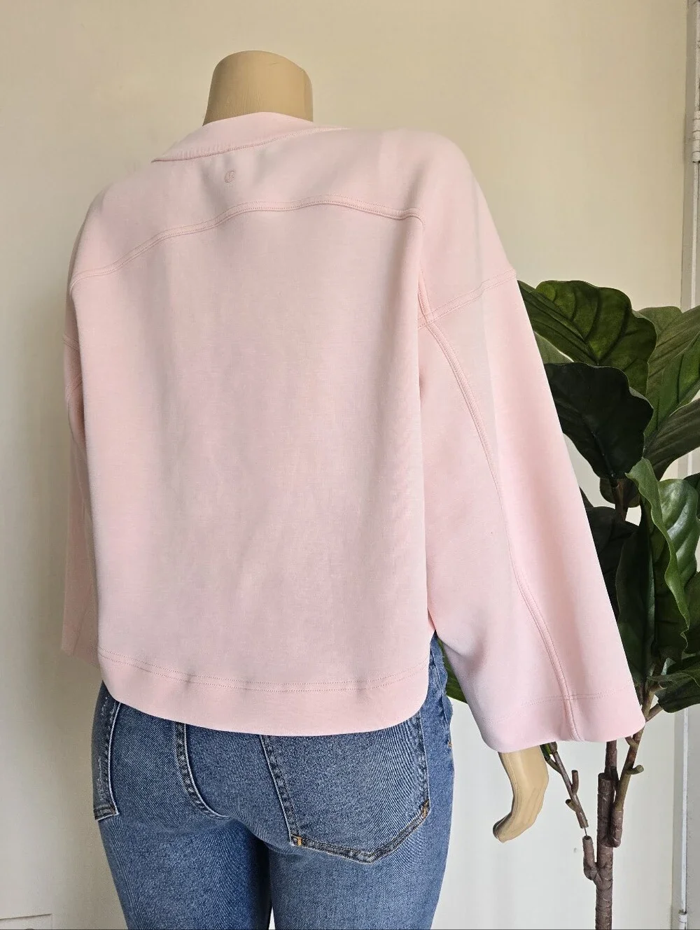Lululemon Loungeways Mock Neck Pull Over Pink Color Size 8 Women's